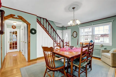 8 Enness Avenue Bethpage NY 11714