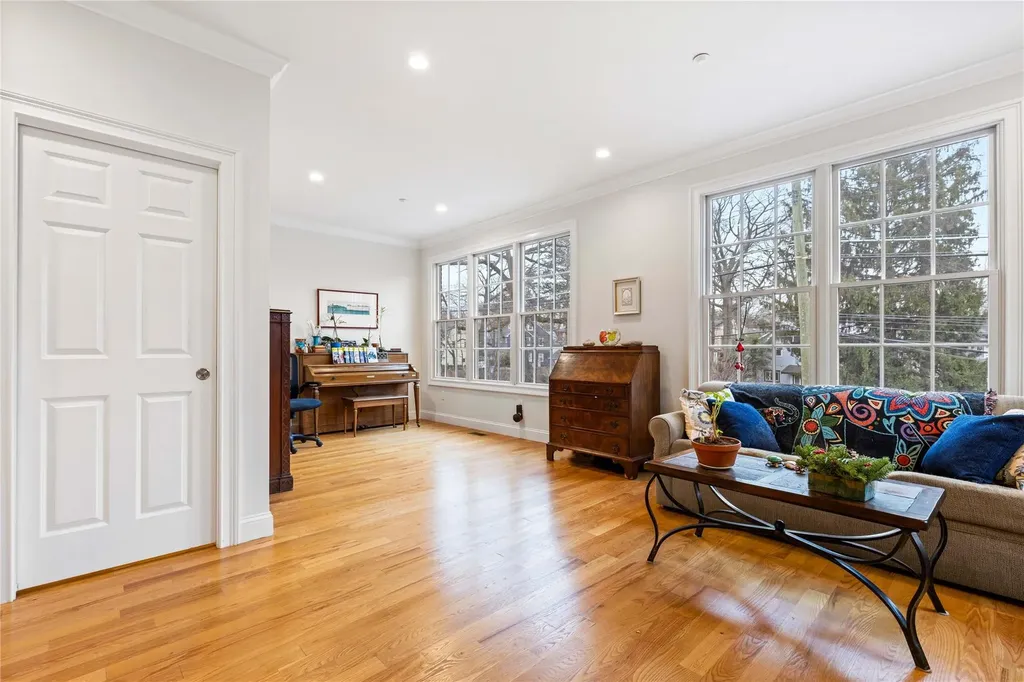 185 Lincoln Avenue Pelham NY 10803
