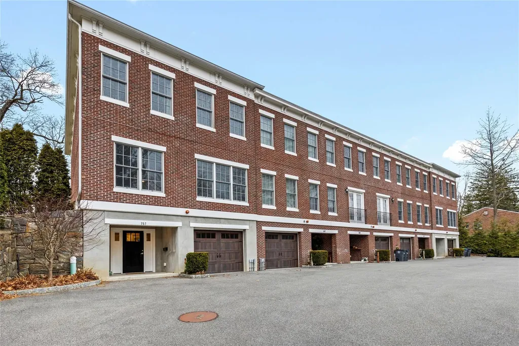 185 Lincoln Avenue Pelham NY 10803