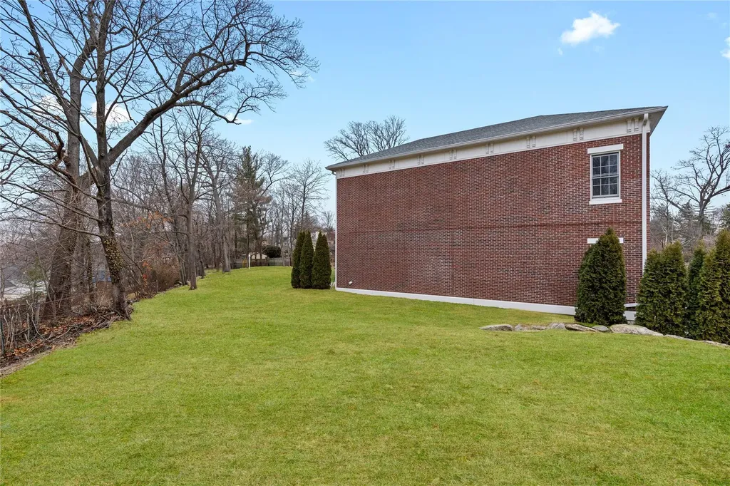185 Lincoln Avenue Pelham NY 10803
