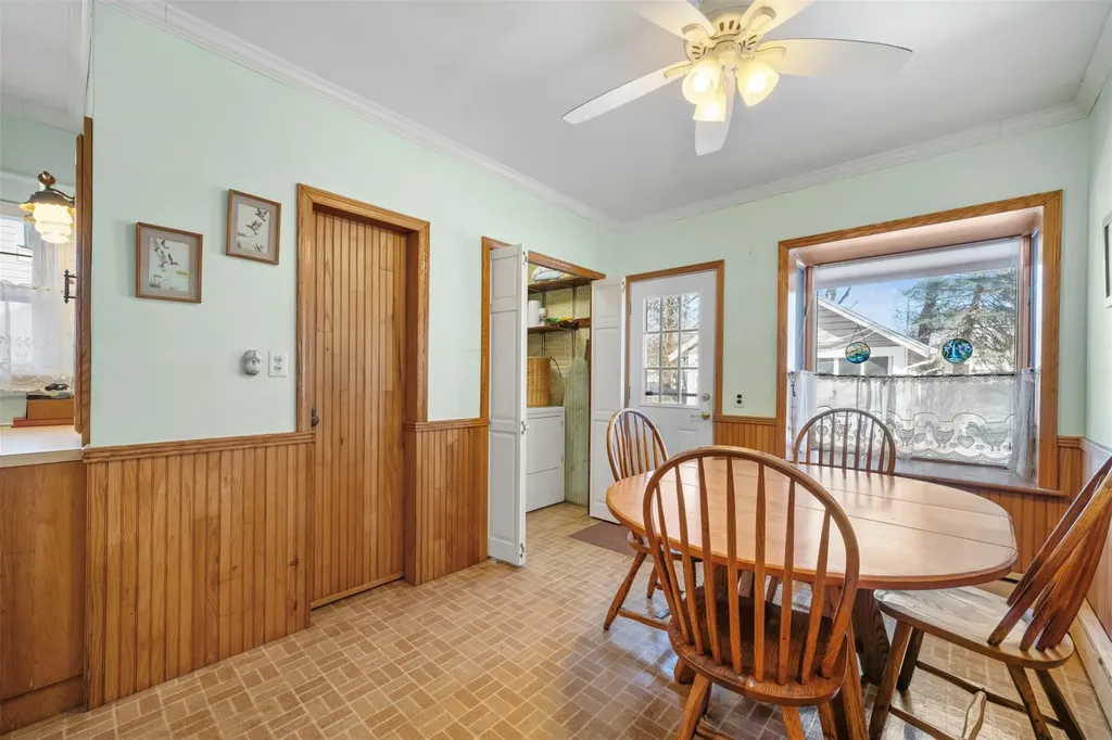 79 Elliott Place Freeport NY 11520