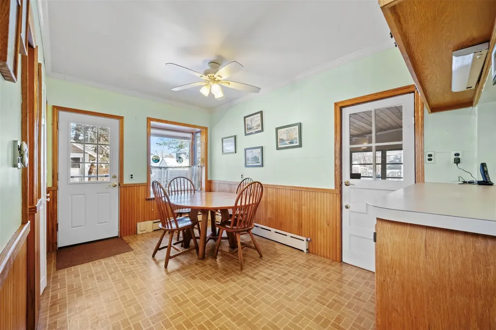 79 Elliott Place Freeport NY 11520