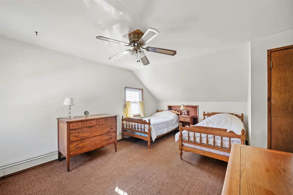 79 Elliott Place Freeport NY 11520