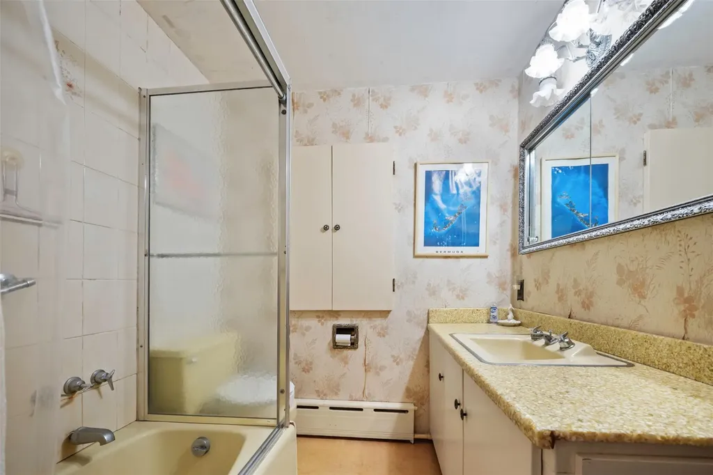 79 Elliott Place Freeport NY 11520