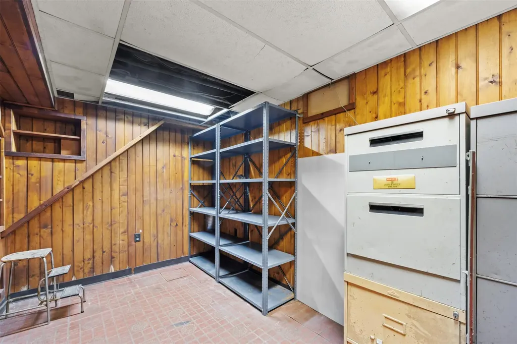 79 Elliott Place Freeport NY 11520