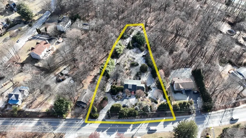 836 Chestnut Ridge Road Spring Valley NY 10977
