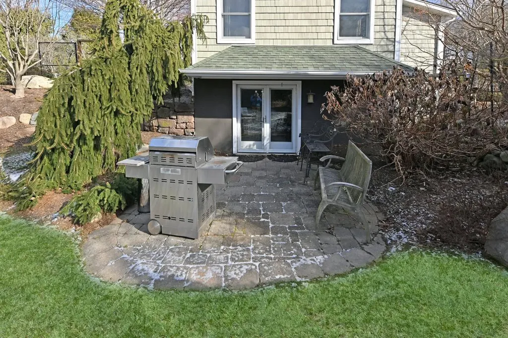 836 Chestnut Ridge Road Spring Valley NY 10977