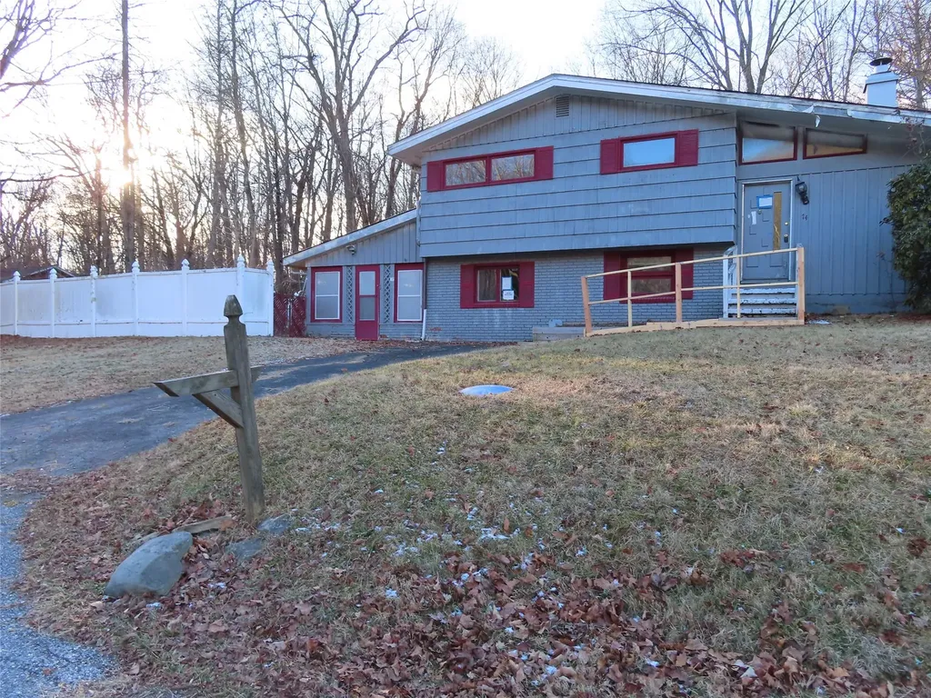 74 Roosevelt Road Hyde Park NY 12538