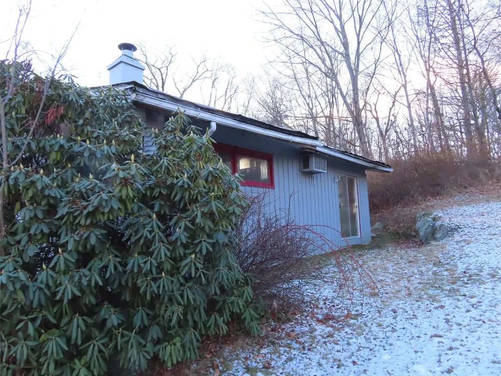 74 Roosevelt Road Hyde Park NY 12538