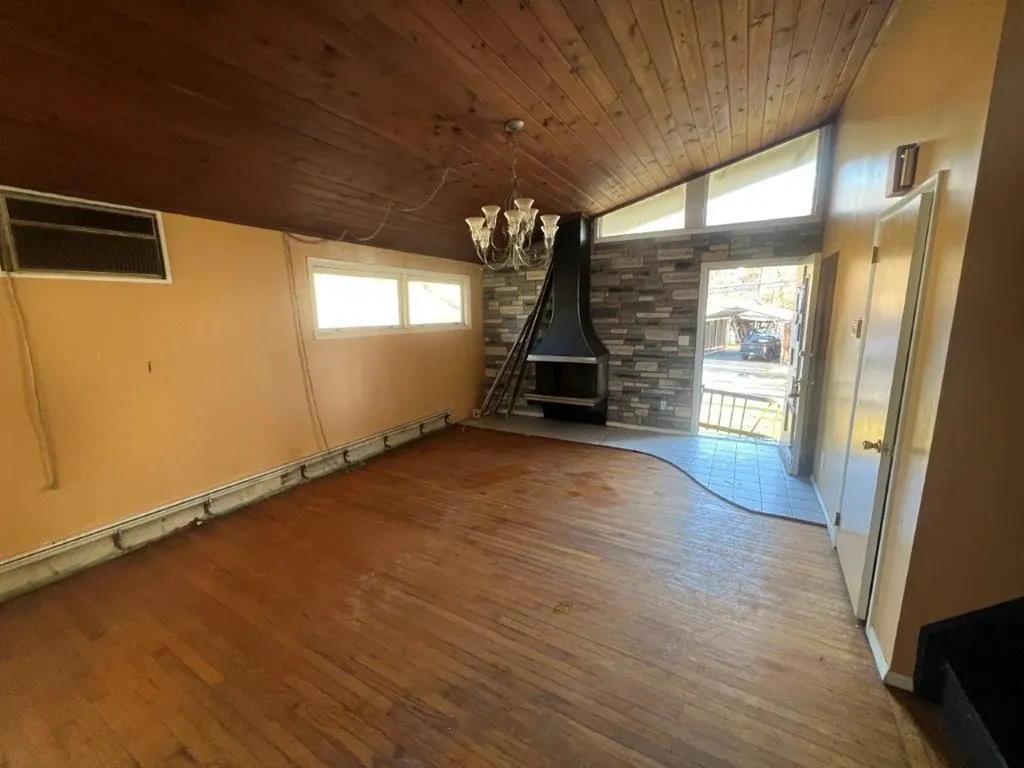 74 Roosevelt Road Hyde Park NY 12538