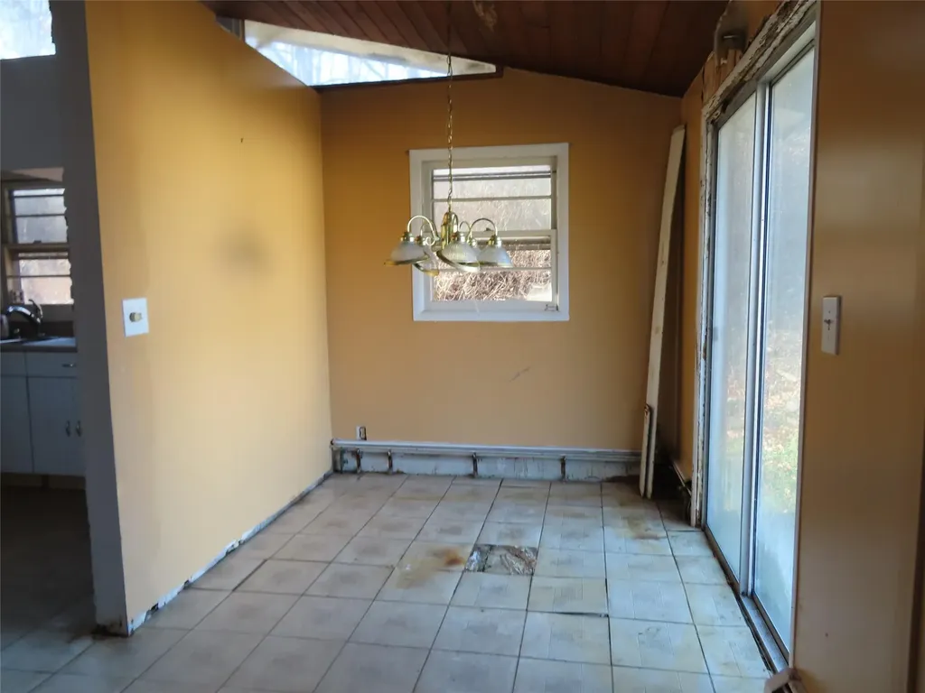 74 Roosevelt Road Hyde Park NY 12538