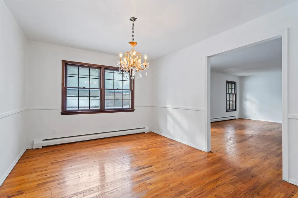 6 Hendrie Lane Greenlawn NY 11740