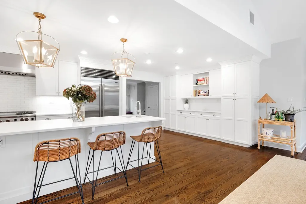 22 Valley Lane Chappaqua NY 10514