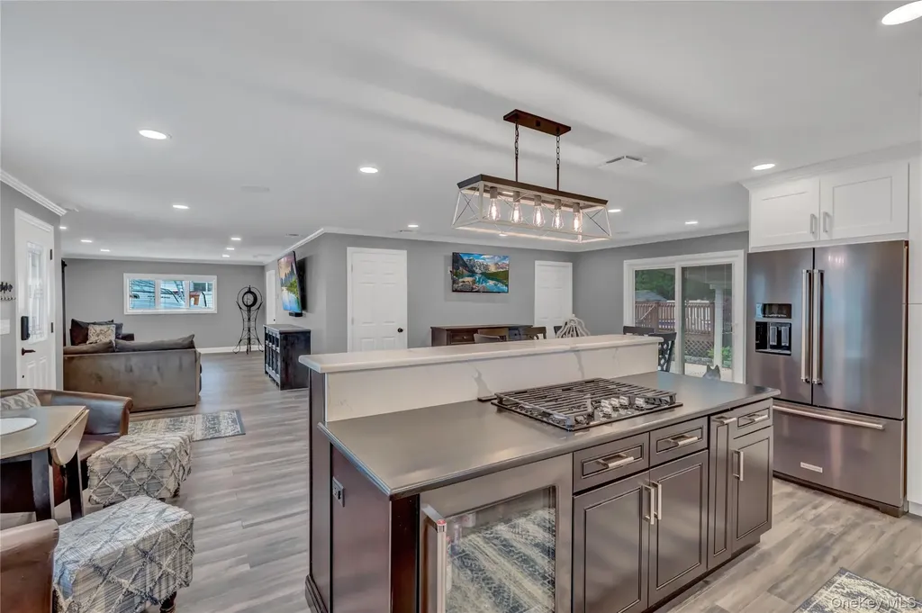 420 Dare Road Selden NY 11784