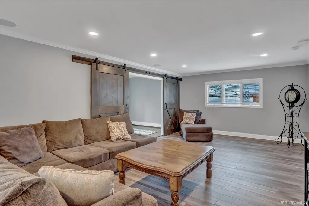 420 Dare Road Selden NY 11784