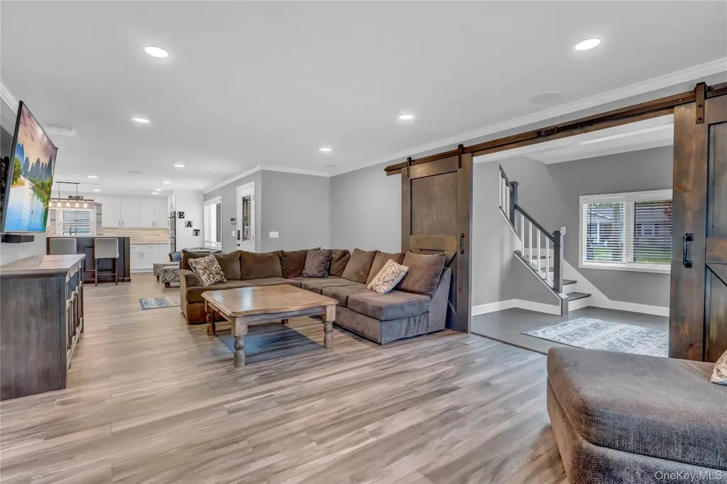 420 Dare Road Selden NY 11784