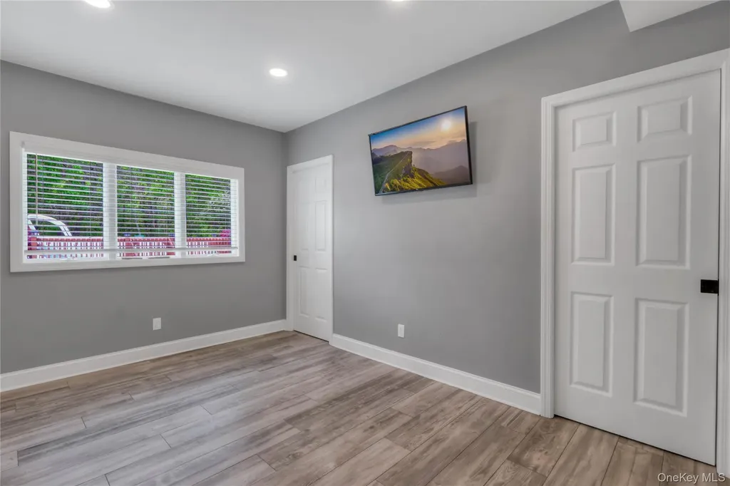 420 Dare Road Selden NY 11784