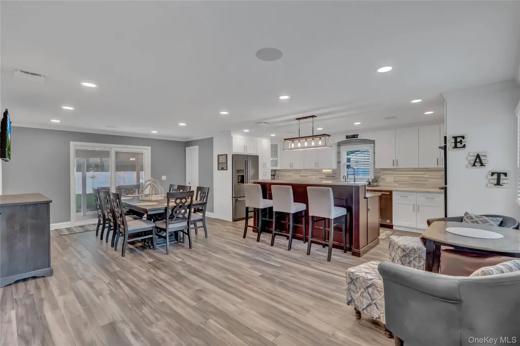 420 Dare Road Selden NY 11784