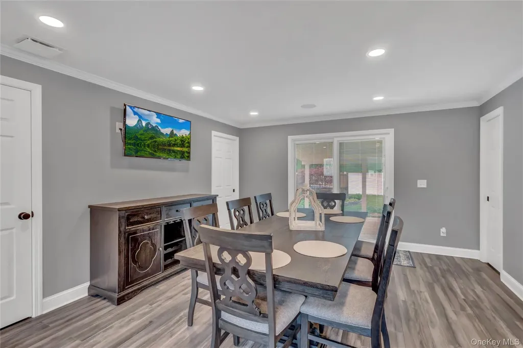 420 Dare Road Selden NY 11784