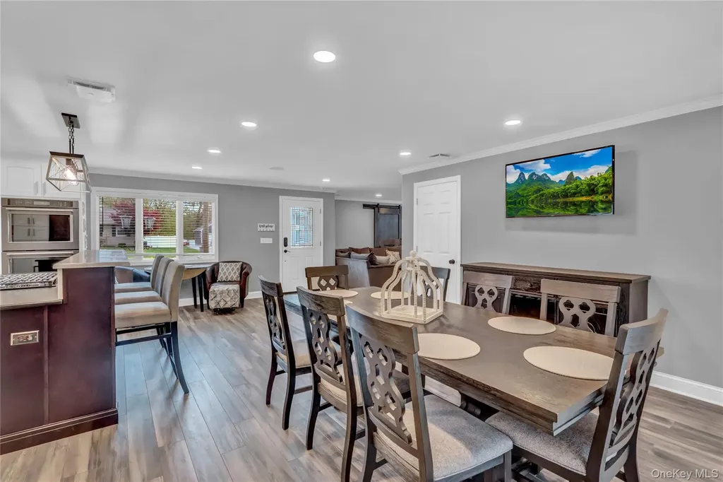 420 Dare Road Selden NY 11784