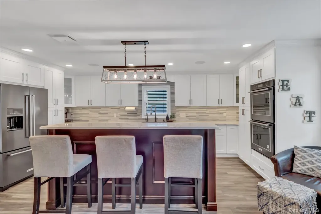 420 Dare Road Selden NY 11784