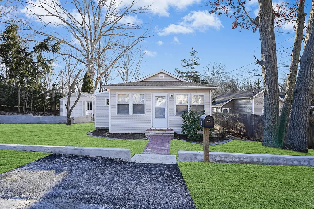 56 Highland Road Rocky Point NY 11778