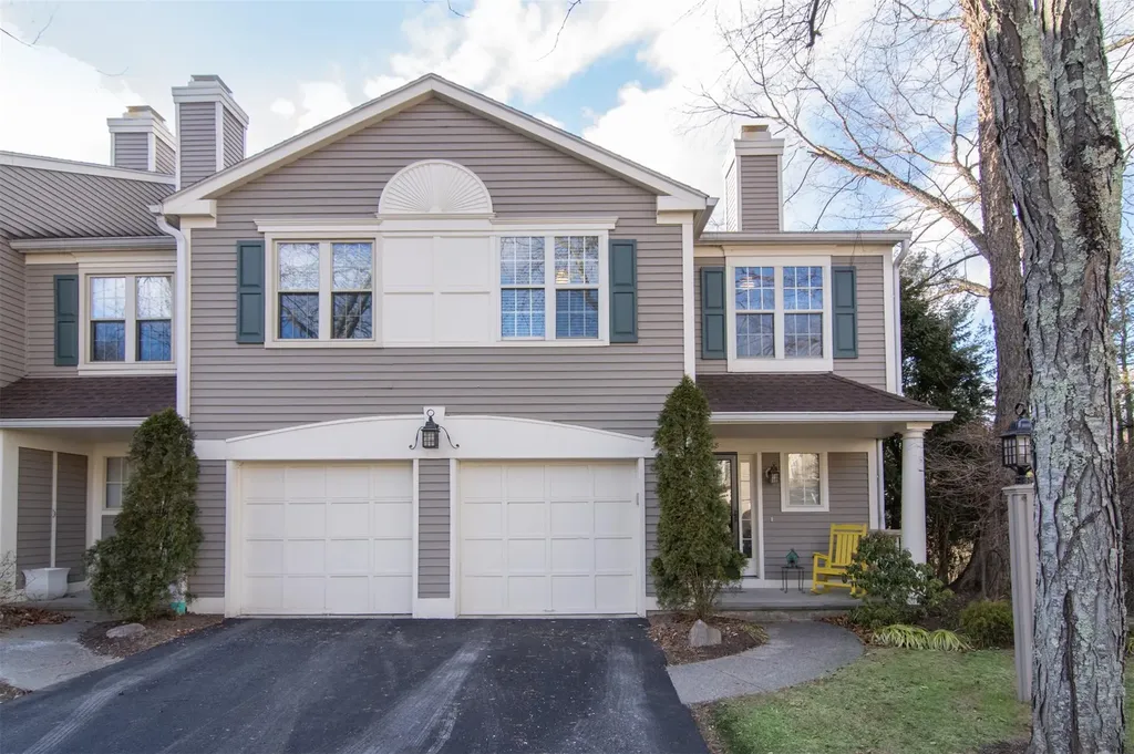 1408 Pondcrest Lane White Plains NY 10607