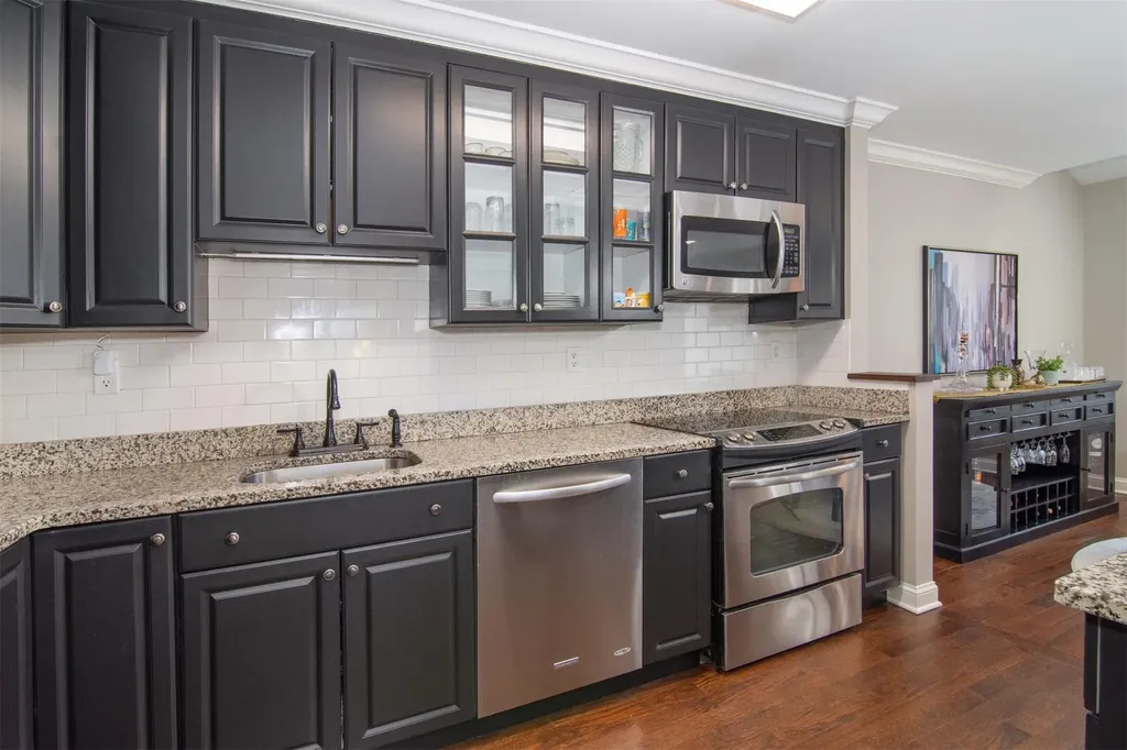1408 Pondcrest Lane White Plains NY 10607