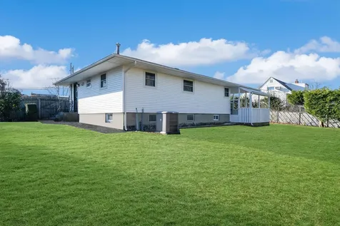 27 Joy Road Selden NY 11784