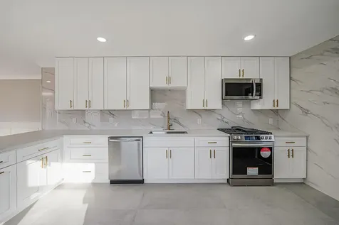 27 Joy Road Selden NY 11784