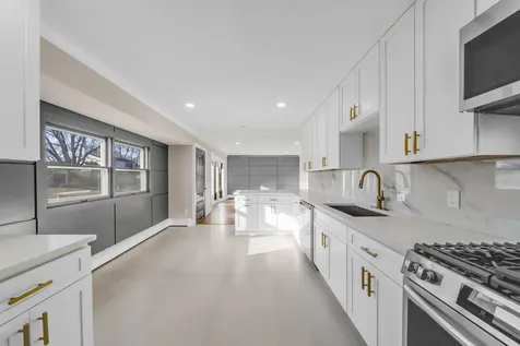 27 Joy Road Selden NY 11784