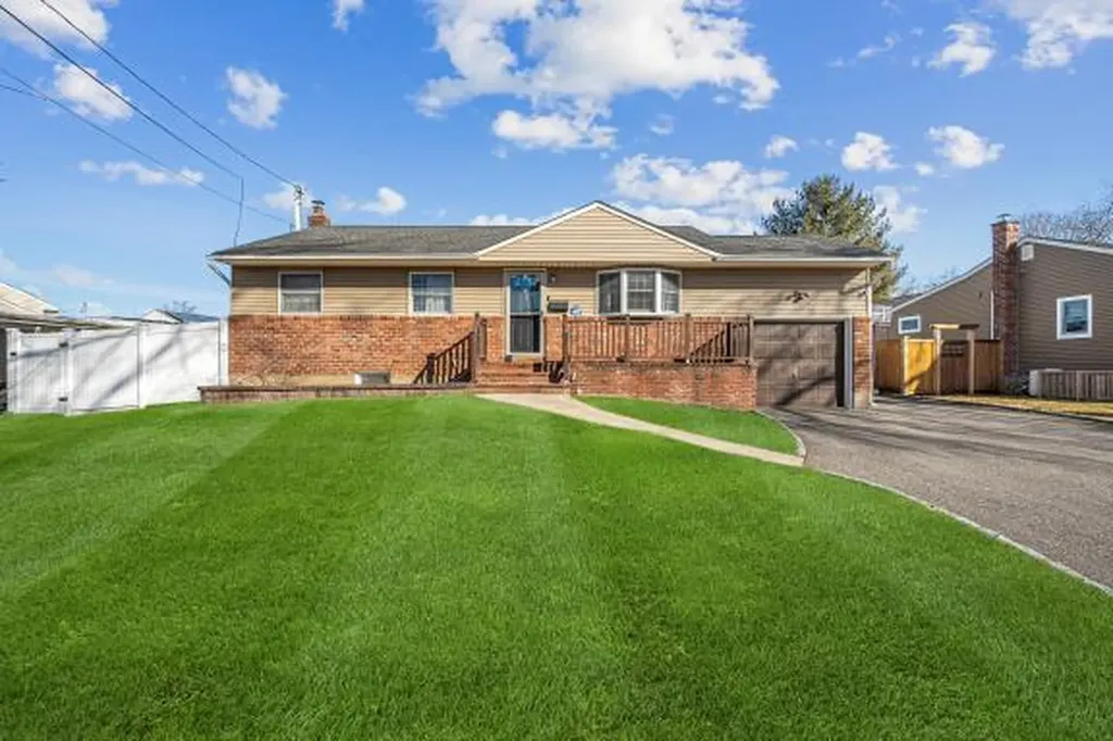 56 Wiltshire Drive Commack NY 11725