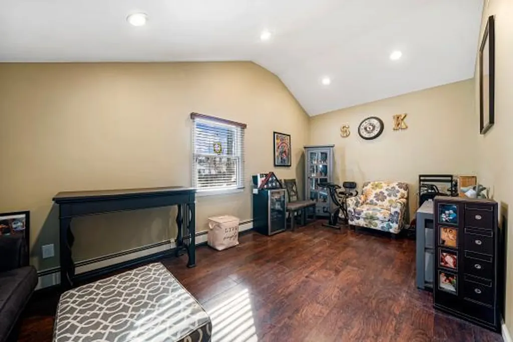 56 Wiltshire Drive Commack NY 11725