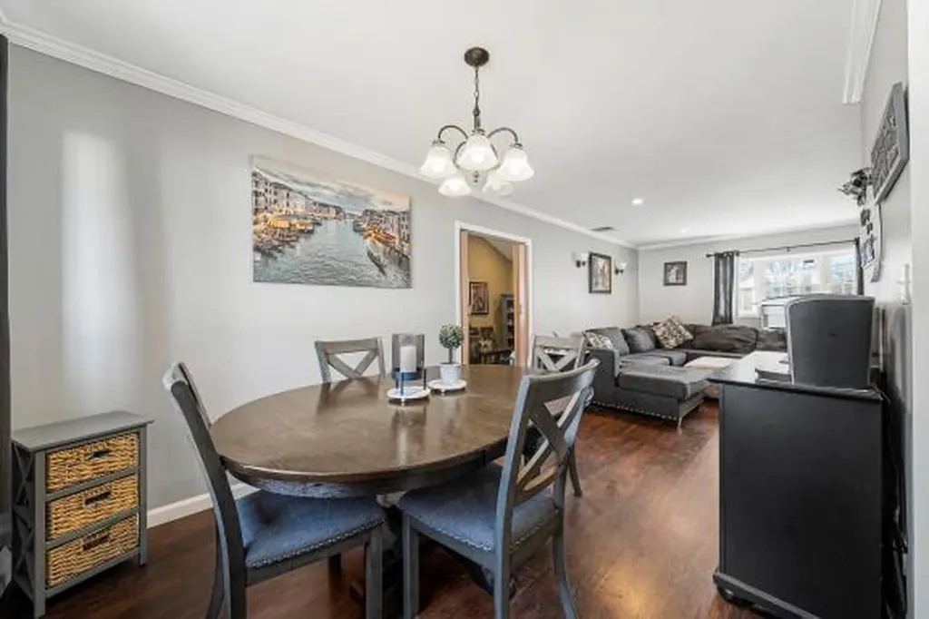 56 Wiltshire Drive Commack NY 11725