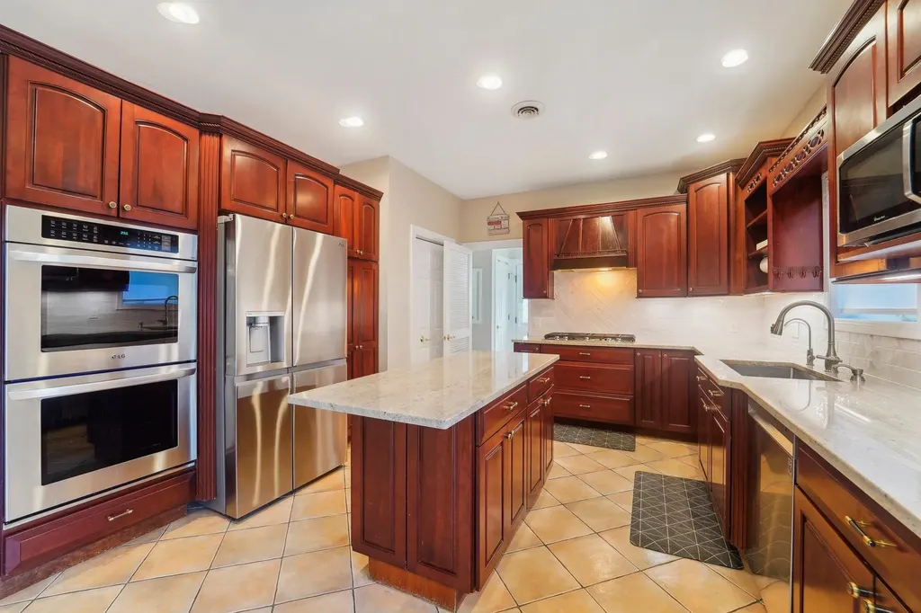 16 Fillmore Drive Stony Point NY 10980