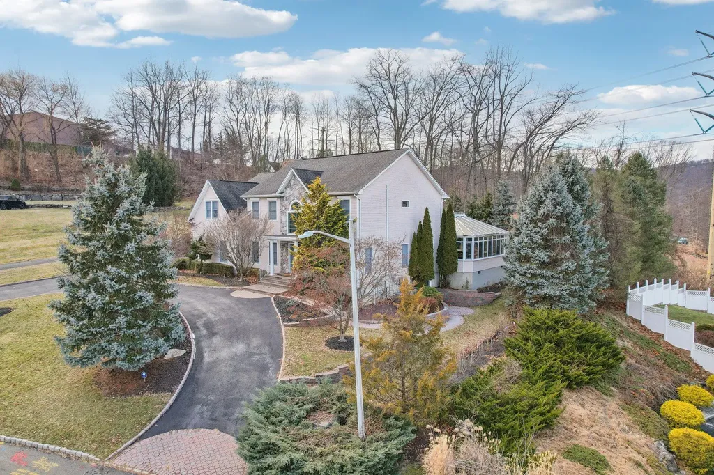 16 Fillmore Drive Stony Point NY 10980