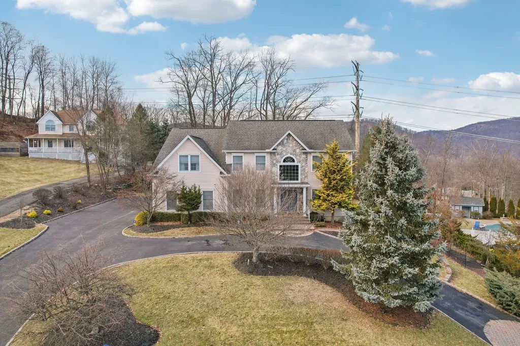 16 Fillmore Drive Stony Point NY 10980