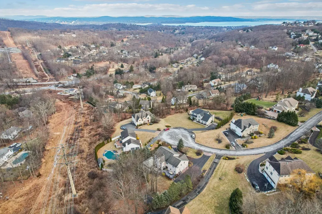 16 Fillmore Drive Stony Point NY 10980