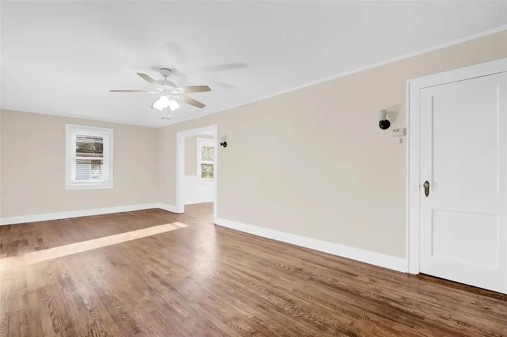25 Prospect Place Riverhead NY 11901