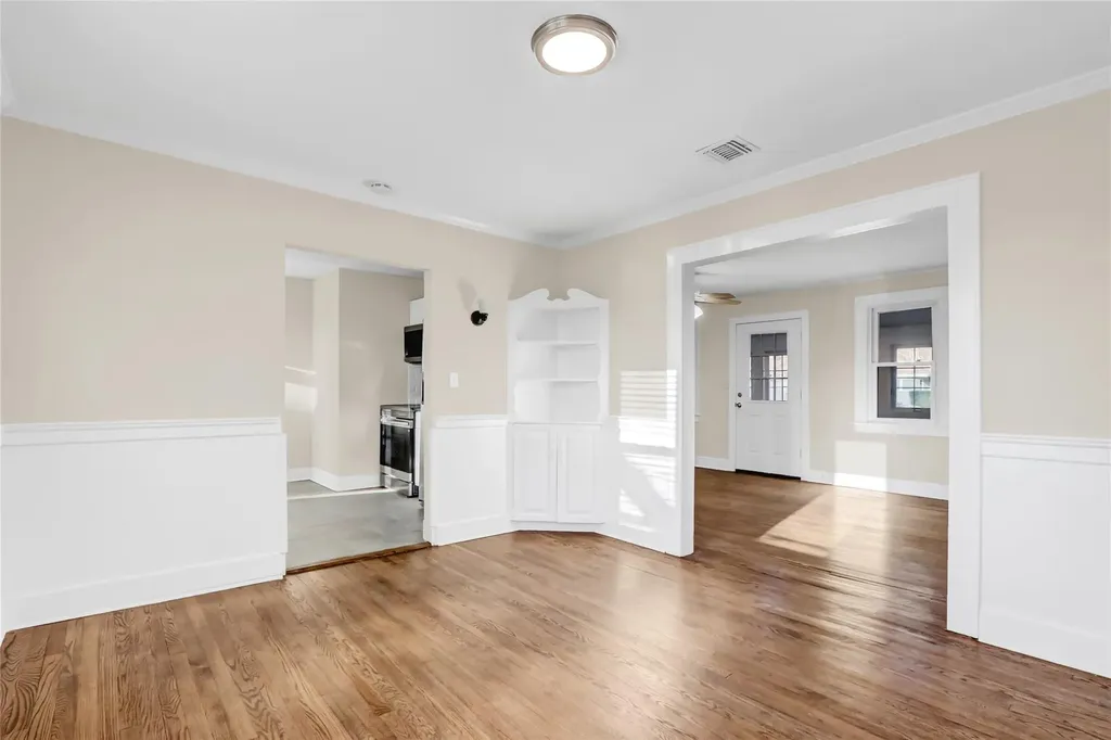 25 Prospect Place Riverhead NY 11901