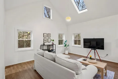 69 Furnace Woods Road Cortlandt Manor NY 10567