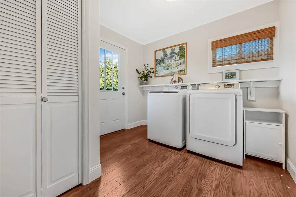 26 Princeton Place Merrick NY 11566
