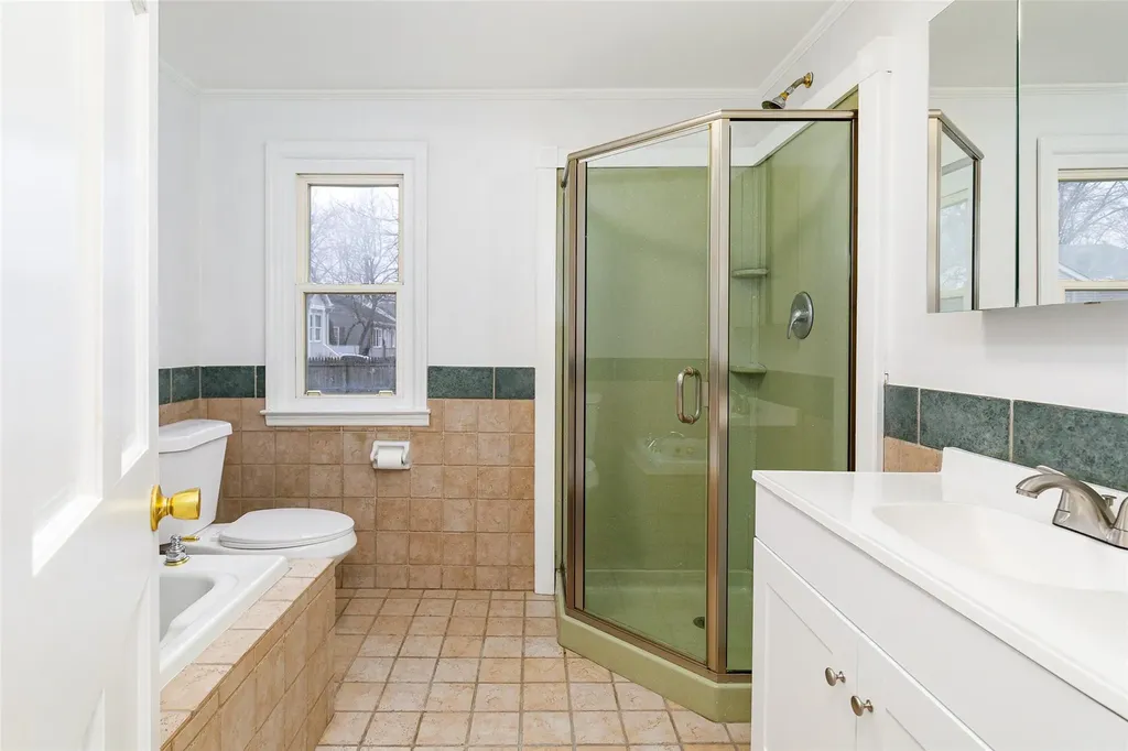 305 Violet Avenue Poughkeepsie NY 12601