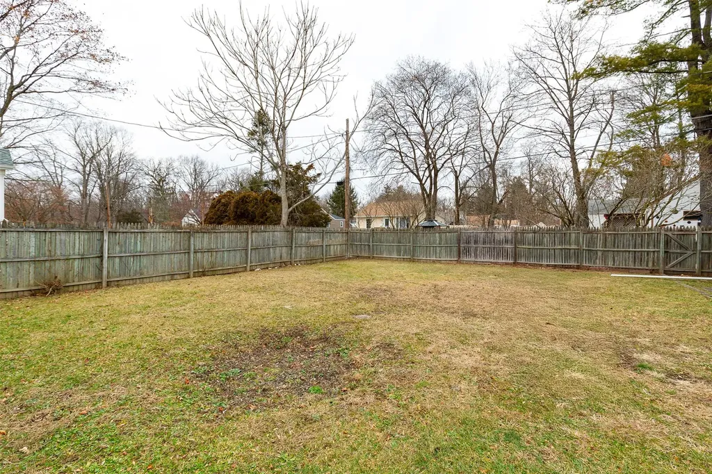 305 Violet Avenue Poughkeepsie NY 12601