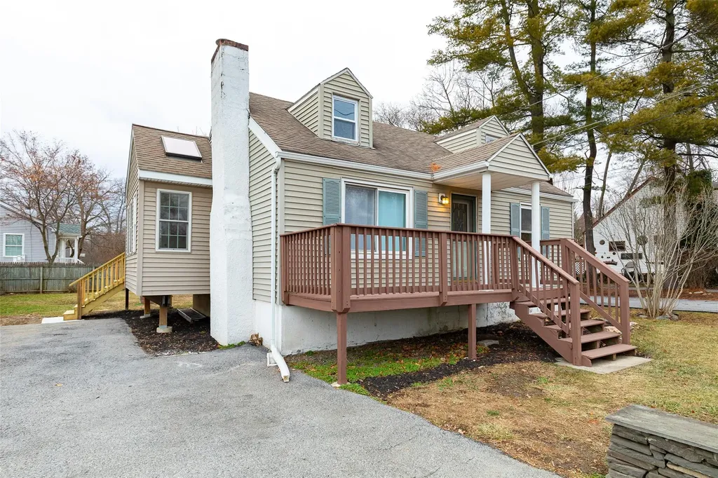 305 Violet Avenue Poughkeepsie NY 12601
