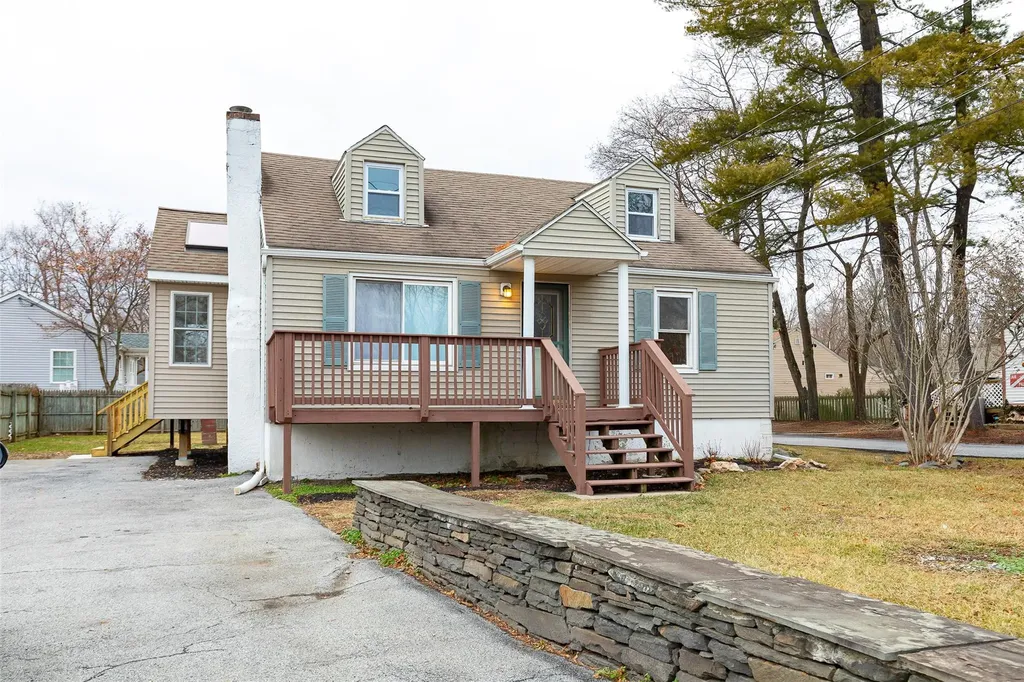 305 Violet Avenue Poughkeepsie NY 12601