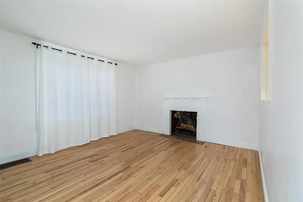 305 Violet Avenue Poughkeepsie NY 12601