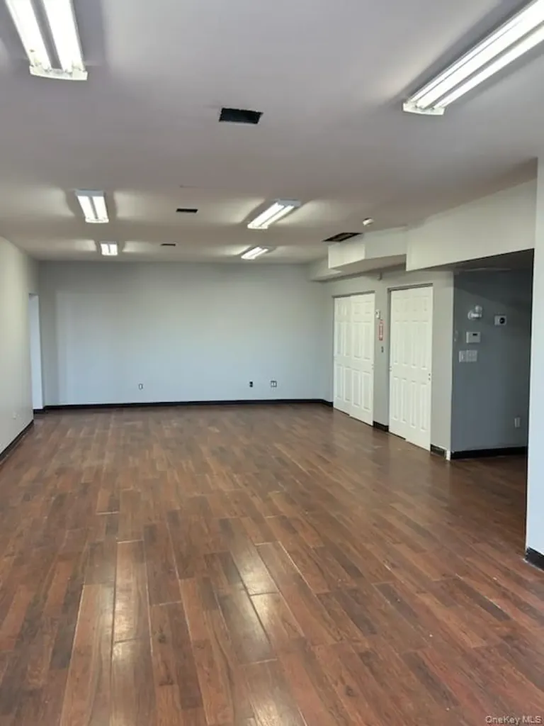 68 E Sandford Boulevard Mount Vernon NY 10550