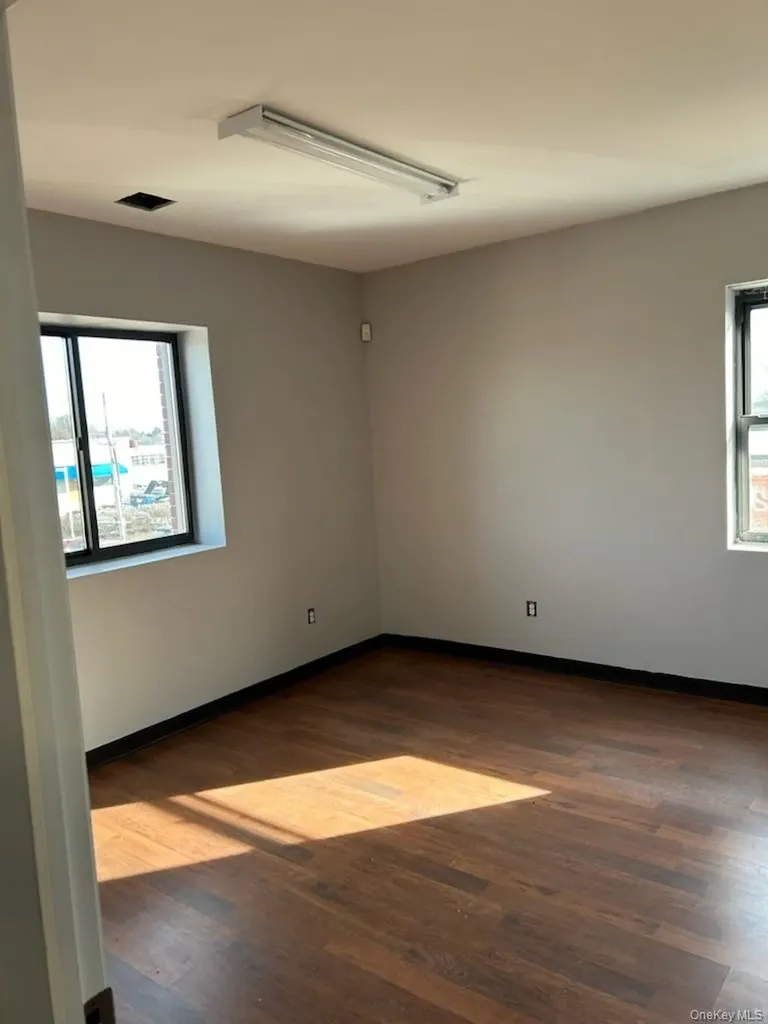 68 E Sandford Boulevard Mount Vernon NY 10550