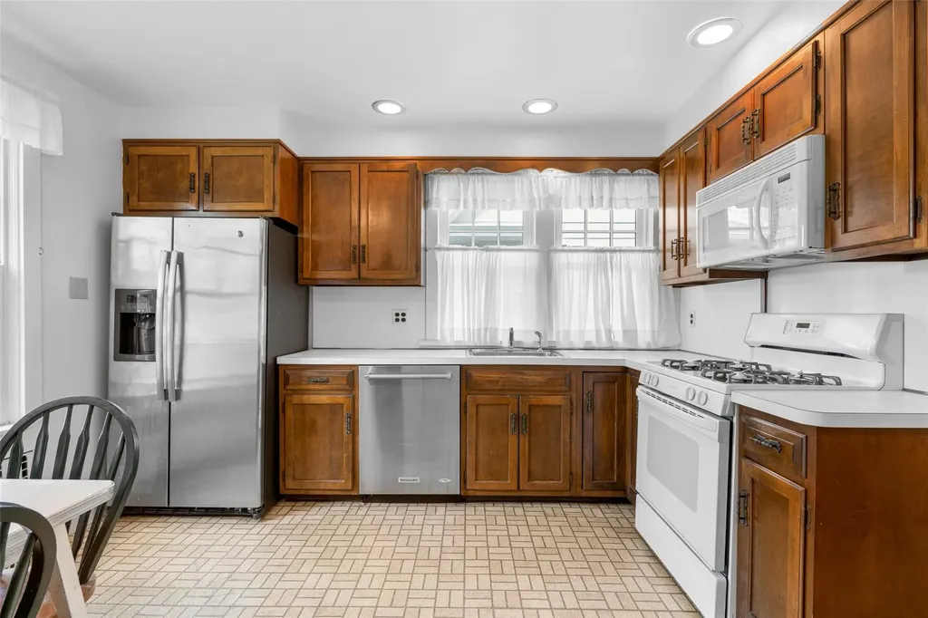 105 Reed Avenue Pelham NY 10803